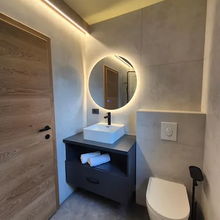 Mega Apartmaji Apartament