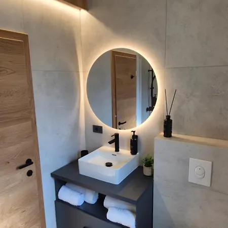 Mega Apartmaji Apartament *