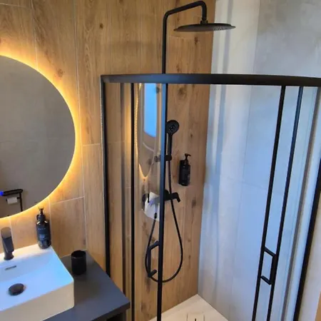 Mega Apartmaji Apartament