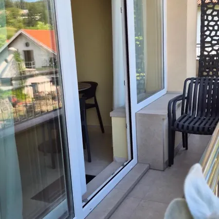 Mega Apartmaji Apartamento *