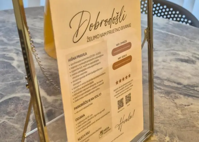 Mega Apartmaji רוגאסקה סלאטינה